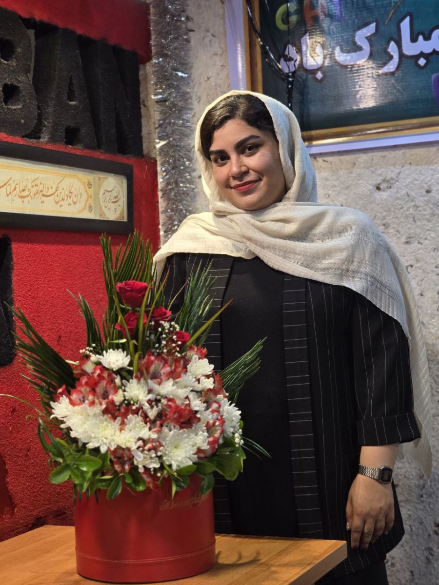 استاد الناز سحرخیز